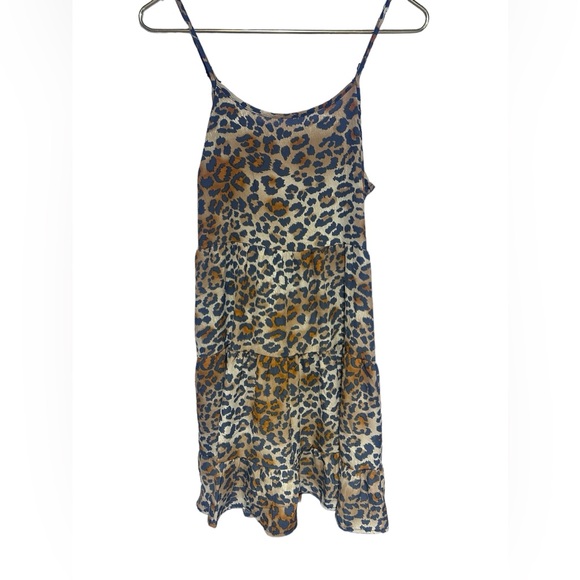 Heart & Hips Animal Print Flirty Lace Up Back Mini Dress Small - Picture 4 of 14